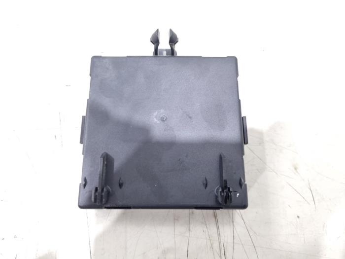 Centrale Deurvergrendelings Module van een Mercedes-Benz Vito (447.6) 1.6 111 CDI 16V 2015