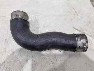 Gebruikte Intercooler Slang Mercedes Vito (447.6) 1.6 111 CDI 16V Prijs € 24,00 Margeregeling aangeboden door GEJO Revisie & Onderdelen BV