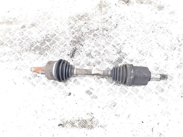 Gebruikte Steekas links-voor Mercedes Vito (447.6) 1.6 111 CDI 16V Prijs € 84,00 Margeregeling aangeboden door GEJO Revisie & Onderdelen BV
