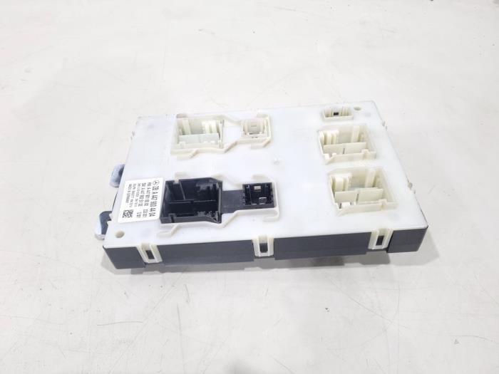 Computer Body Control van een Mercedes-Benz Vito (447.6) 1.6 111 CDI 16V 2015
