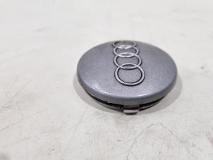 Gebruikte Naafkapje Audi Q3 (8UB/8UG) 2.0 TDI 16V 150 Quattro Prijs € 5,00 Margeregeling aangeboden door GEJO Revisie & Onderdelen BV