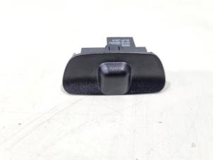 Gebruikte Lichtsensor Audi Q3 (8UB/8UG) 2.0 TDI 16V 150 Quattro Prijs € 8,00 Margeregeling aangeboden door GEJO Revisie & Onderdelen BV