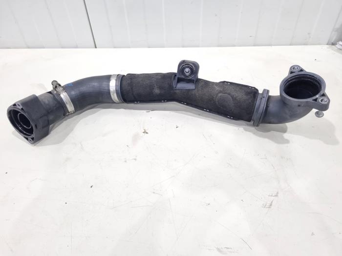 Gebruikte Intercooler Buis Audi Q3 (8UB/8UG) 2.0 TDI 16V 150 Quattro Prijs € 23,00 Margeregeling aangeboden door GEJO Revisie & Onderdelen BV
