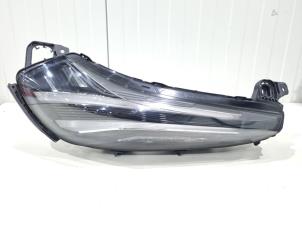 Gebruikte Daglamp links Lynk &amp; Co 01 1.5 PHEV Prijs € 285,00 Margeregeling aangeboden door GEJO Revisie & Onderdelen BV