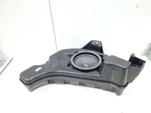 Gebruikte Subwoofer Lynk &amp; Co 01 1.5 PHEV Prijs € 59,00 Margeregeling aangeboden door GEJO Revisie & Onderdelen BV