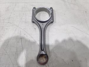 Gebruikte Drijfstang Lynk &amp; Co 01 1.5 PHEV Prijs € 150,00 Margeregeling aangeboden door GEJO Revisie & Onderdelen BV