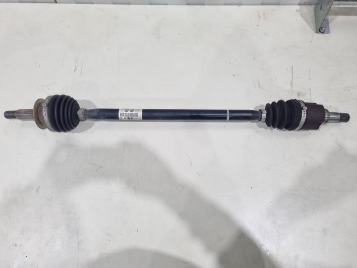 Gebruikte Aandrijfas rechts-voor Volkswagen Up! (121) 1.0 12V 60 Prijs € 13,00 Margeregeling aangeboden door GEJO Revisie & Onderdelen BV