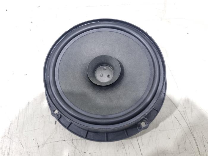 Luidspreker van een Volkswagen Up! (121) 1.0 12V 60 2014