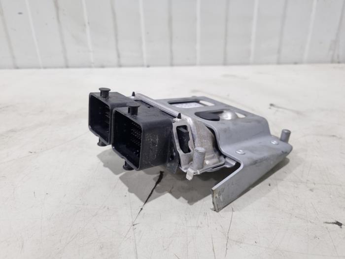 Computer Motormanagement van een Volkswagen Up! (121) 1.0 12V 60 2014