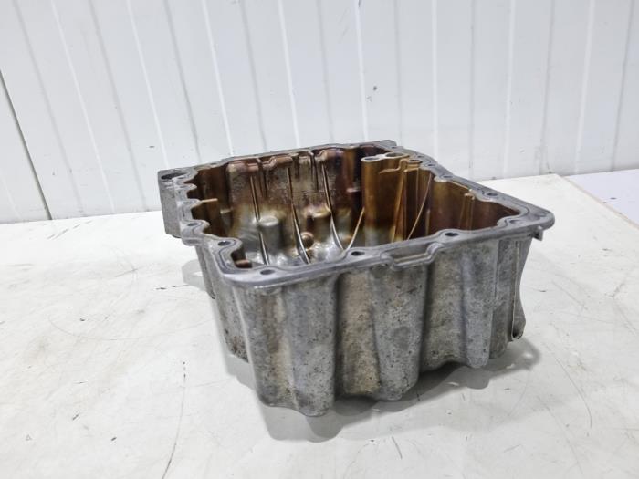 Carterpan van een Volkswagen Up! (121) 1.0 12V 60 2014