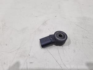 Klopsensor van een Volkswagen Golf VI (5K1) 1.4 TSI 122 16V 2011