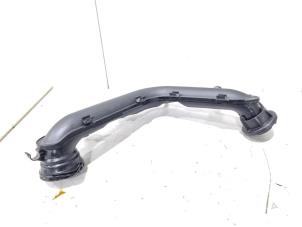 Gebruikte Intercooler Buis Volkswagen Golf VIII (CD1) 1.0 eTSI 12V Prijs € 19,00 Margeregeling aangeboden door GEJO Revisie & Onderdelen BV