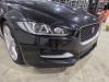 Jaguar XE 2.0d 180 16V AWD Koplamp rechts