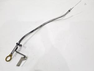 Gebruikte Olie Peilstok Jaguar F-Pace 2.0 D 180 16V AWD Prijs € 16,00 Margeregeling aangeboden door GEJO Revisie & Onderdelen BV