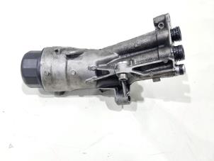 Gebruikte Oliefilterhuis Jaguar F-Pace 2.0 D 180 16V AWD Prijs € 24,00 Margeregeling aangeboden door GEJO Revisie & Onderdelen BV