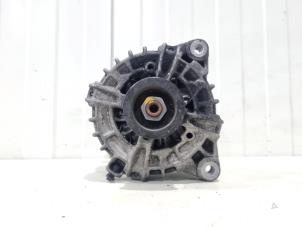 Gebruikte Dynamo Jaguar F-Pace 2.0 D 180 16V AWD Prijs € 99,00 Margeregeling aangeboden door GEJO Revisie & Onderdelen BV