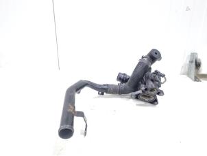 Gebruikte Thermostaathuis Jaguar F-Pace 2.0 D 180 16V AWD Prijs € 49,00 Margeregeling aangeboden door GEJO Revisie & Onderdelen BV