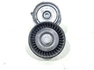 Gebruikte Spanner multiriem Audi A8 (D4) 3.0 V6 24V TFSI Quattro Prijs € 49,00 Margeregeling aangeboden door GEJO Revisie & Onderdelen BV