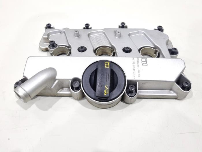 Gebruikte Kleppendeksel Audi A8 (D4) 3.0 V6 24V TFSI Quattro Prijs € 34,00 Margeregeling aangeboden door GEJO Revisie & Onderdelen BV