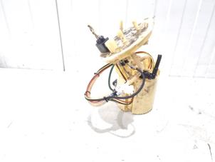 Gebruikte Tank element Pomp Jaguar F-Pace 2.0 D 180 16V AWD Prijs € 149,00 Margeregeling aangeboden door GEJO Revisie & Onderdelen BV