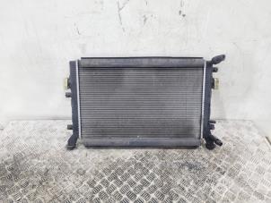 Gebruikte Radiateur Volkswagen Passat Variant (365) 1.4 TSI 16V Prijs € 29,00 Margeregeling aangeboden door GEJO Revisie & Onderdelen BV