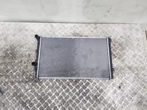 Gebruikte Radiateur Volkswagen Passat Variant (365) 1.4 TSI 16V Prijs € 24,00 Margeregeling aangeboden door GEJO Revisie & Onderdelen BV
