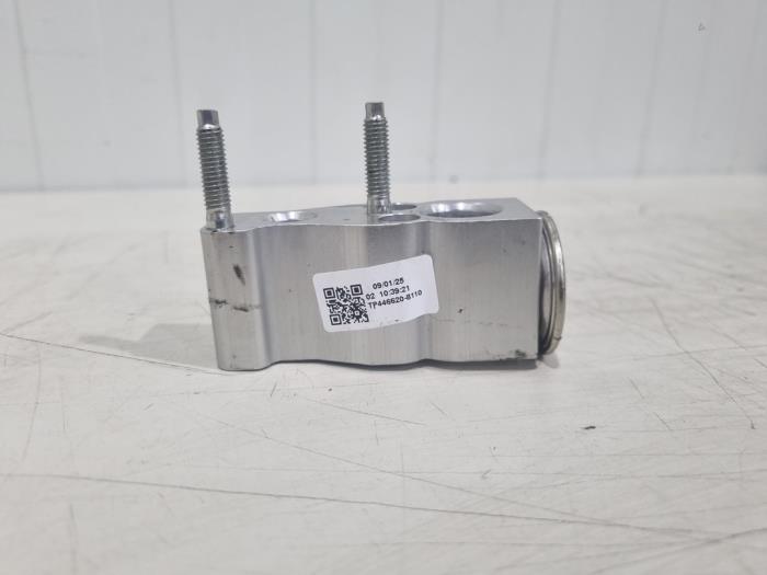 Gebruikte Airco expansieklep Citroen C3 (CB/CC) ë-C3 Comfort Range 44 kWh Prijs € 20,00 Margeregeling aangeboden door GEJO Revisie & Onderdelen BV