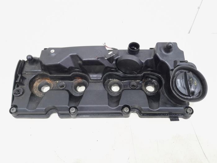Gebruikte Kleppendeksel Audi A6 Avant (C7) 2.0 TDI 16V Prijs € 17,00 Margeregeling aangeboden door GEJO Revisie & Onderdelen BV