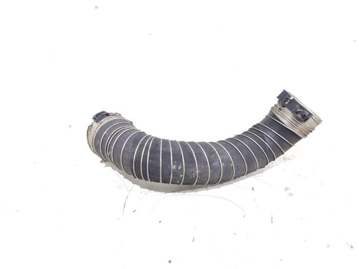 Gebruikte Intercooler Slang Mercedes A (177.0) 2.0 A-220 Turbo 16V Prijs € 50,00 Margeregeling aangeboden door GEJO Revisie & Onderdelen BV
