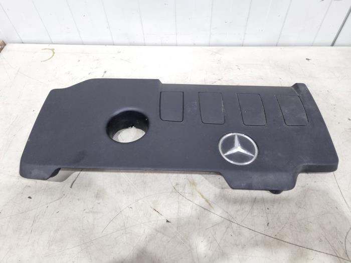 Gebruikte Afdekplaat motor Mercedes A (177.0) 2.0 A-220 Turbo 16V Prijs € 58,00 Margeregeling aangeboden door GEJO Revisie & Onderdelen BV