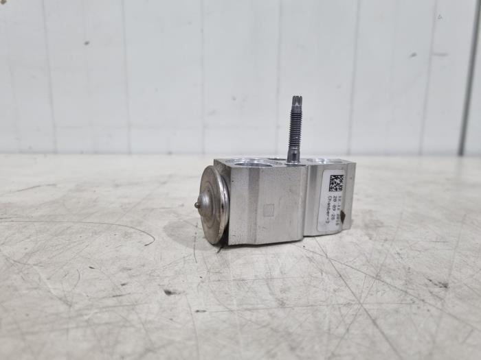 Gebruikte Expansieklep airco Mercedes A (177.0) 2.0 A-220 Turbo 16V Prijs € 19,00 Margeregeling aangeboden door GEJO Revisie & Onderdelen BV