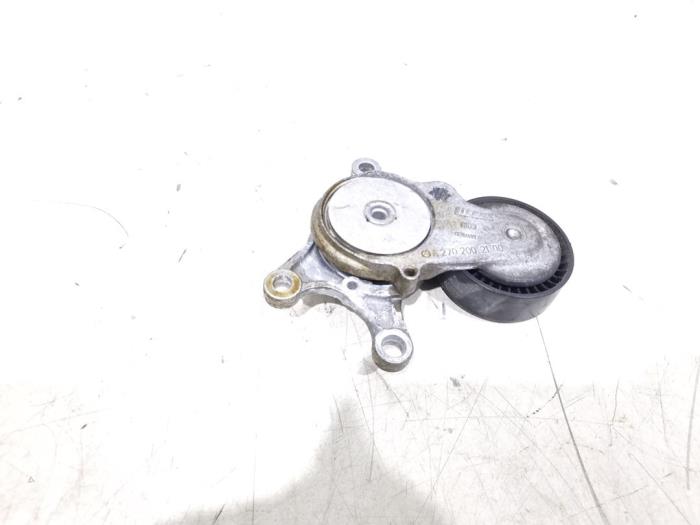 Gebruikte Spanrol Multiriem Mercedes A (177.0) 2.0 A-220 Turbo 16V Prijs € 14,95 Margeregeling aangeboden door GEJO Revisie & Onderdelen BV