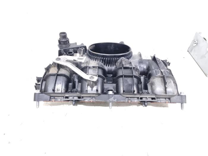 Gebruikte Inlaatspruitstuk Mercedes A (177.0) 2.0 A-220 Turbo 16V Prijs € 34,00 Margeregeling aangeboden door GEJO Revisie & Onderdelen BV