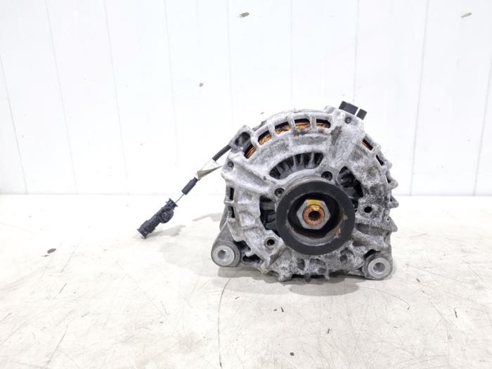 Gebruikte Dynamo Jaguar XE 2.0d 180 16V AWD Prijs € 44,00 Margeregeling aangeboden door GEJO Revisie & Onderdelen BV