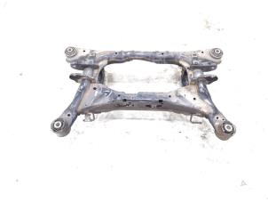 Subframe van een Jaguar XE 2.0d 180 16V AWD 2016