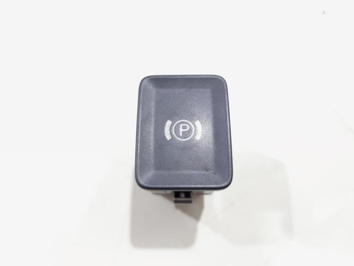 Gebruikte Handrem schakelaar Volkswagen Passat Variant (3C5) Prijs € 6,00 Margeregeling aangeboden door GEJO Revisie & Onderdelen BV