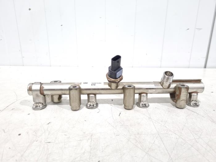 Gebruikte Injector brug Mercedes A (177.0) 1.3 A-200 Turbo 16V Prijs € 19,00 Margeregeling aangeboden door GEJO Revisie & Onderdelen BV