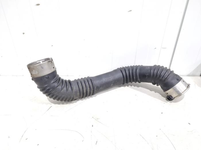 Gebruikte Intercooler Buis Mercedes A (177.0) 1.3 A-200 Turbo 16V Prijs € 28,00 Margeregeling aangeboden door GEJO Revisie & Onderdelen BV