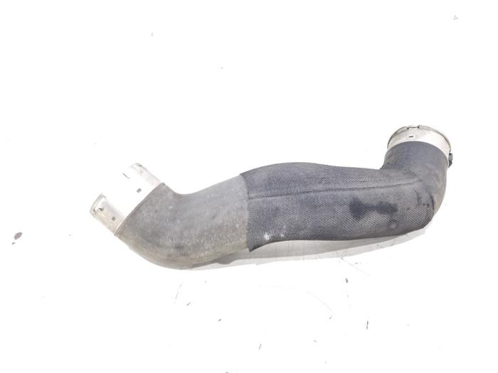 Gebruikte Intercooler Slang BMW 2 serie Active Tourer (F45) 216d 1.5 TwinPower Turbo 12V Prijs € 18,00 Margeregeling aangeboden door GEJO Revisie & Onderdelen BV