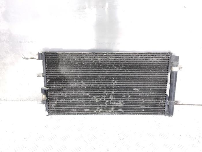 Gebruikte Airco Condensor Audi A4 (B8) 2.0 TDI 16V Prijs € 39,00 Margeregeling aangeboden door GEJO Revisie & Onderdelen BV
