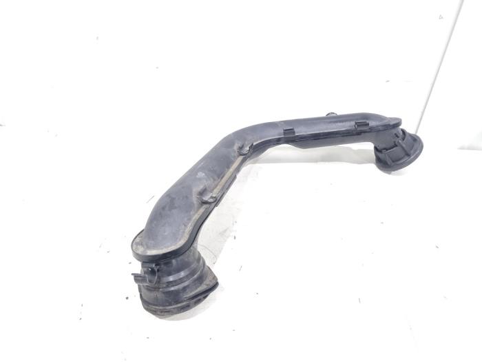 Gebruikte Intercooler Buis Volkswagen Golf VIII (CD1) 1.0 eTSI 12V Prijs € 19,00 Margeregeling aangeboden door GEJO Revisie & Onderdelen BV