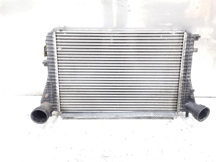 Gebruikte Intercooler Volkswagen Passat CC (357) 1.8 TSI 16V Prijs € 24,00 Margeregeling aangeboden door GEJO Revisie & Onderdelen BV