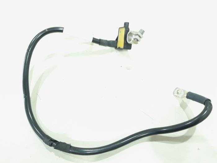 Gebruikte Accu sensor Skoda Rapid 1.6 TDI 16V Prijs € 14,00 Margeregeling aangeboden door GEJO Revisie & Onderdelen BV