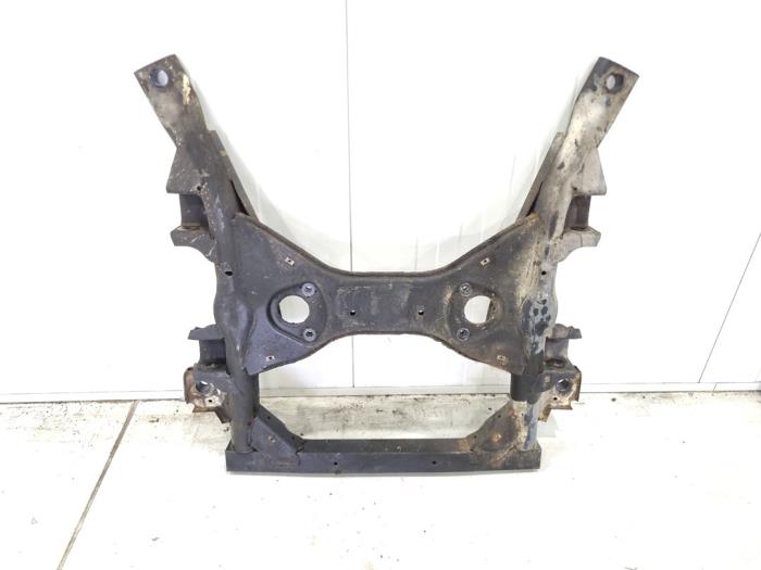 Gebruikte Subframe Mercedes Vito (639.7) 2.2 109 CDI 16V Prijs € 89,00 Margeregeling aangeboden door GEJO Revisie & Onderdelen BV
