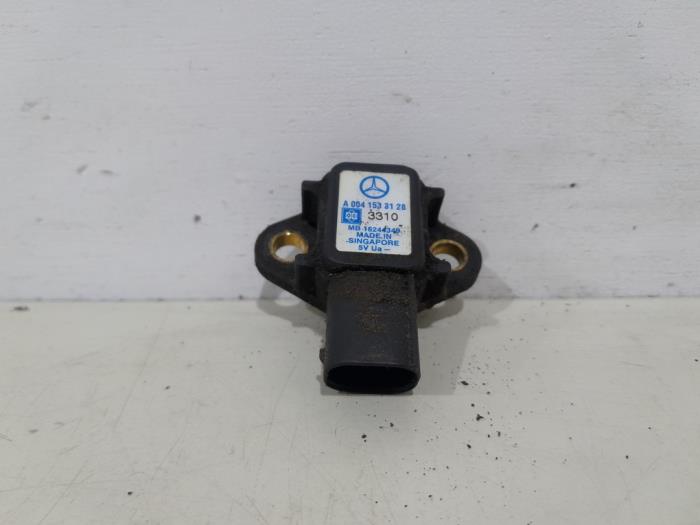 Gebruikte Map Sensor (inlaatspruitstuk) Mercedes Vito (639.7) 2.2 109 CDI 16V Prijs € 9,00 Margeregeling aangeboden door GEJO Revisie & Onderdelen BV