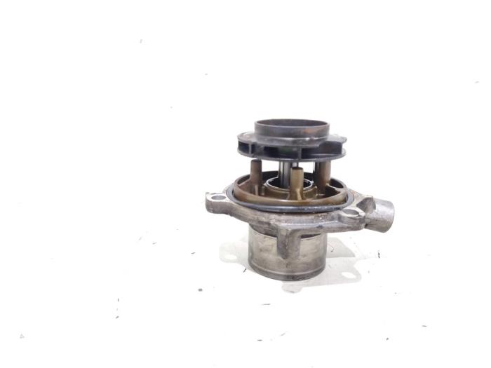 Gebruikte Waterpomp Volkswagen Crafter (SY) 2.0 TDI FWD Prijs € 37,00 Margeregeling aangeboden door GEJO Revisie & Onderdelen BV
