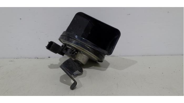 Gebruikte Claxon Fiat 500L (199) 1.4 16V Prijs € 14,00 Margeregeling aangeboden door GEJO Revisie & Onderdelen BV