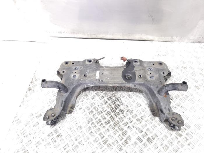 Gebruikte Subframe Fiat 500L (199) 1.4 16V Prijs € 50,00 Margeregeling aangeboden door GEJO Revisie & Onderdelen BV