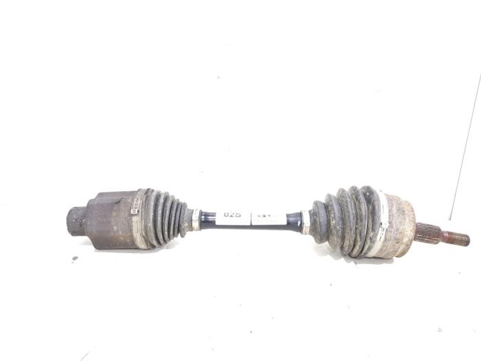 Gebruikte Steekas rechts-voor Volkswagen Transporter/Caravelle T6 2.0 TDI 150 4Motion Prijs € 180,00 Margeregeling aangeboden door GEJO Revisie & Onderdelen BV