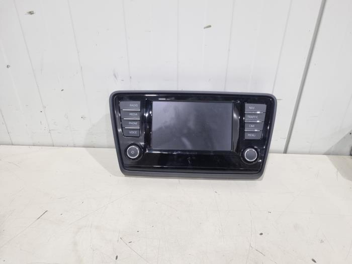 Gebruikte Display Interieur Skoda Octavia Combi (5EAC) 1.6 TDI Greenline 16V Prijs € 249,00 Margeregeling aangeboden door GEJO Revisie & Onderdelen BV